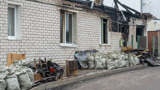 24/7 Emergency Fire Damage Removal experts in Los Angeles, CA